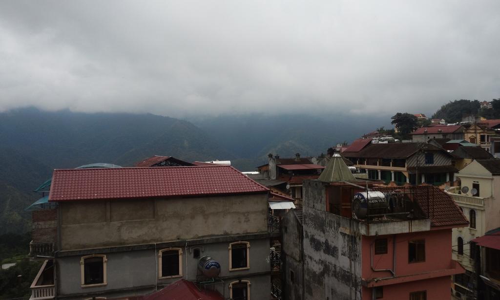 Sapa Queen Palace Hotel Room photo